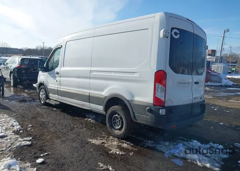 2017 Ford Transit-250 z USA, uszkodzony, nr VIN 1FTYR2CM5HKA80236